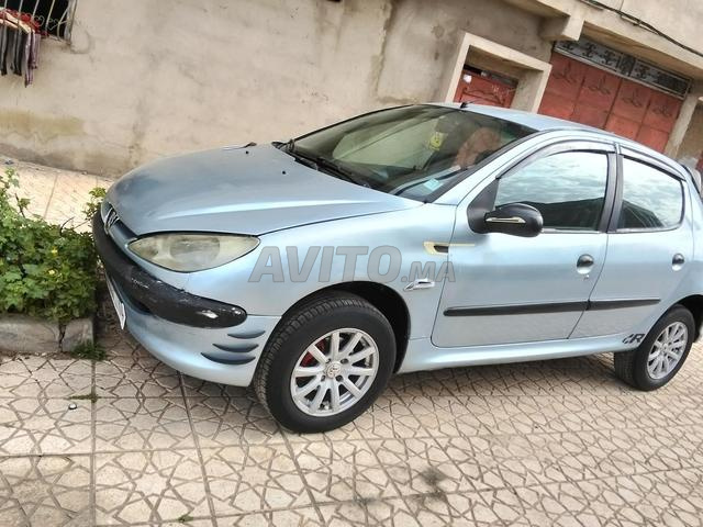 Peugeot 206 Diesel Manuelle 2004 à Rabat - 2