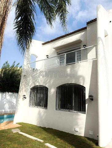 فيلا للإيجار حي كاليفورنيا مع مسبح - 2