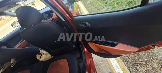 Hyundai Grandeur Essence Manuelle 2017 à Tanger - 2