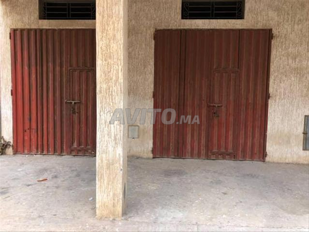 Magasins à louer - 2