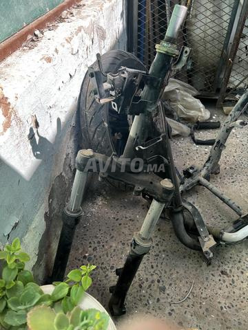 Pièces d'origine pour moto SYM ST 125 (vente à l'unité)