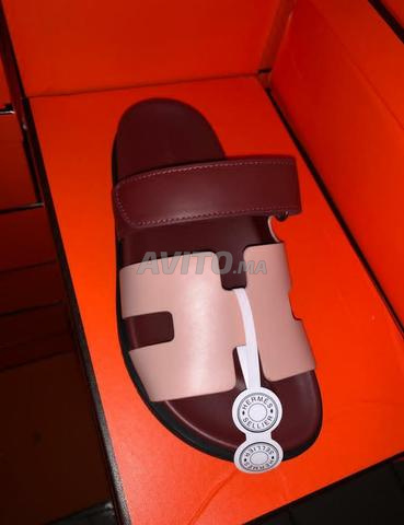 صندل هيرميس من جلد أصلي HR0439