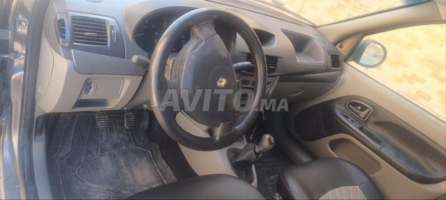 رينو سيمبول بنزين يدوية 2009 في وجدة - 2