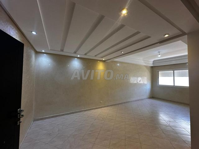 Appartement à louer 95 m² à Casablanca - 2