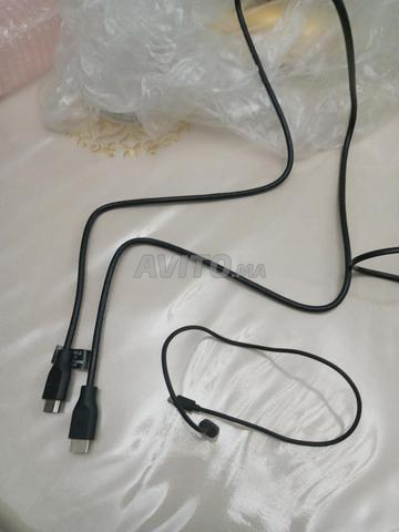 PS4 non flashée, 1 manette, tous les câbles - 2