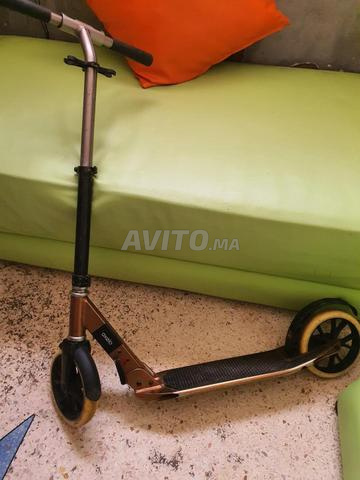 Skateboard, trottinette - 2