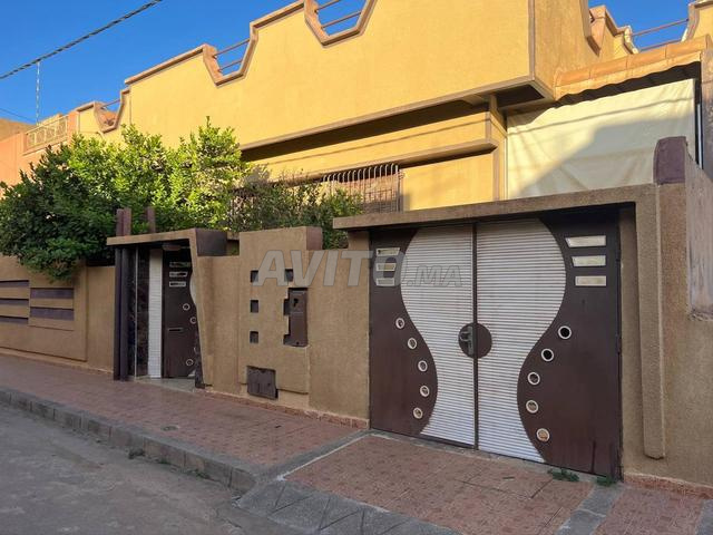 Lot. Khalfaoui, près de CORALIA