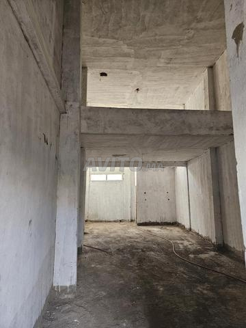 محل للبيع - 2