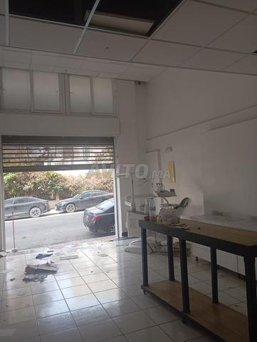 Magasin aménagé quartier 2 Mars 200m2 - 2