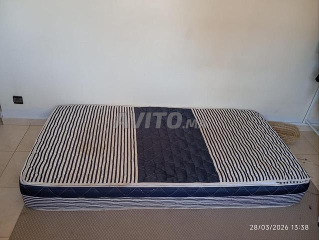 Matelas Simmons 100x200 cm – Bon état - 2