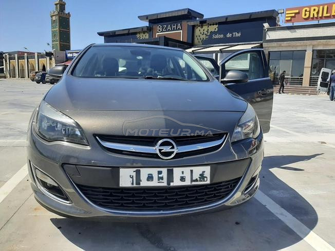Opel Astra berline Diesel Manuelle 2015 