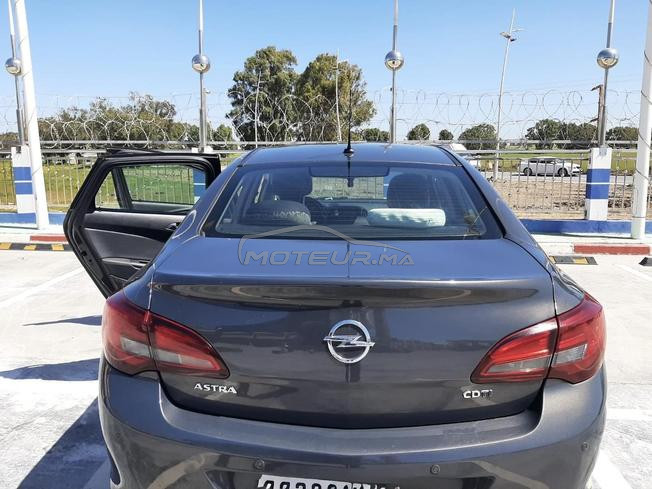Opel Astra berline Diesel Manuelle 2015 