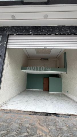 Deux magasins à vendre - 2