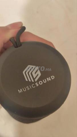 Porte à vendre un peu neuve - 2