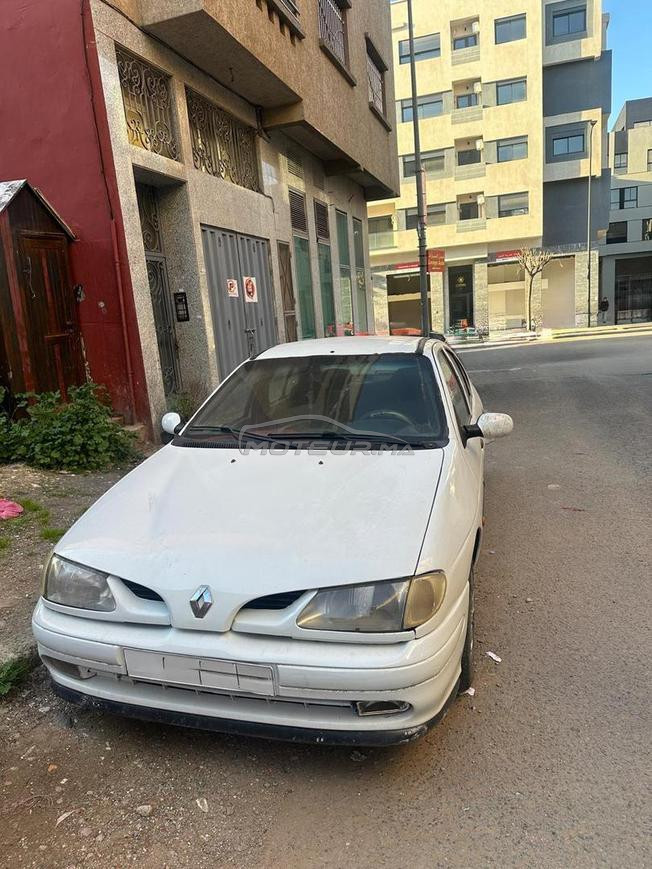 je mets en vente voiture Renault Megane