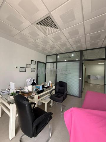 مكتب بمساحة 83 متر مربع للبيع - 2