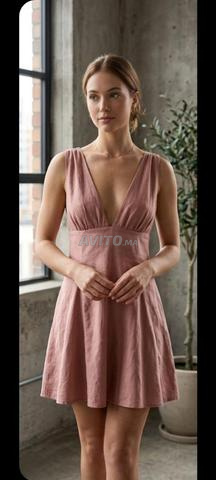 Robe Courte ZARA Neuve – Rose Vieux, Dos Lacé Chic - 2