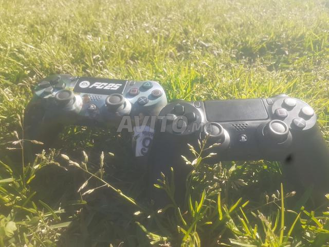 يد تحكم بلاي ستيشن 4 تخفيض - 200 درهم - 2