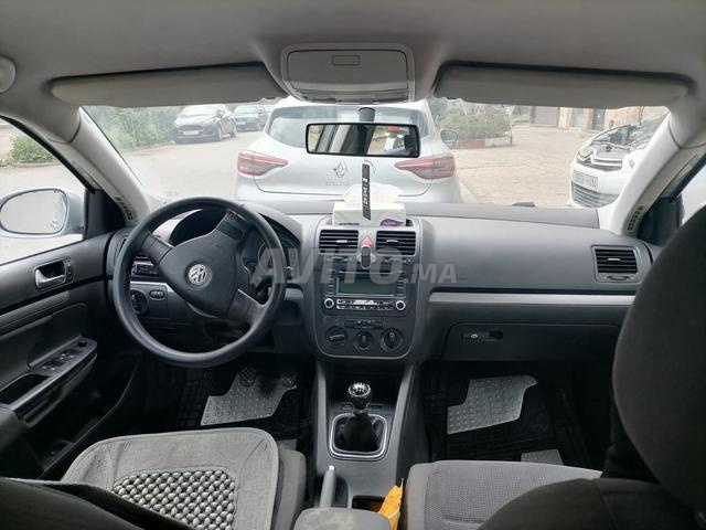 Volkswagen Jetta en très bon état - 2