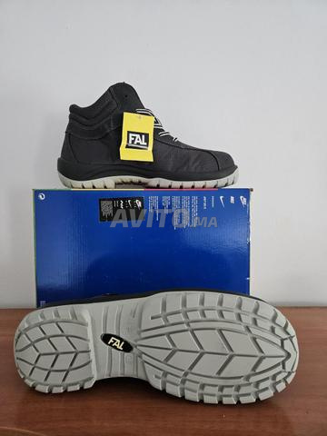 Chaussures de travail taille 45 - 2