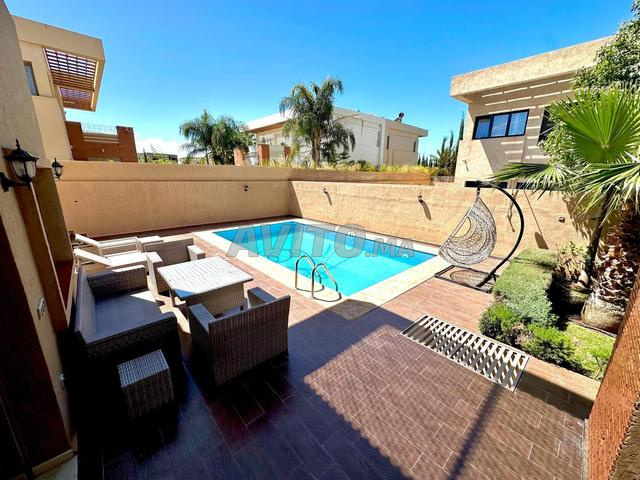 بيع أو إيجار فيلا 5 غرف مفروشة - 2