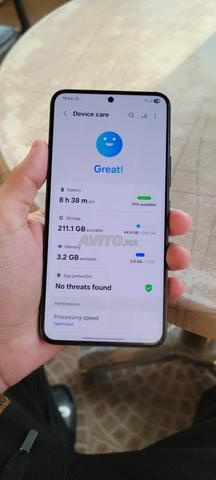 Samsung Galaxy S22 5G 256GB - 2