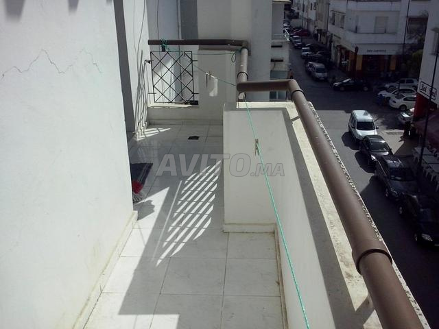 Studio bien meublé avec balcon à Agdal - image 3