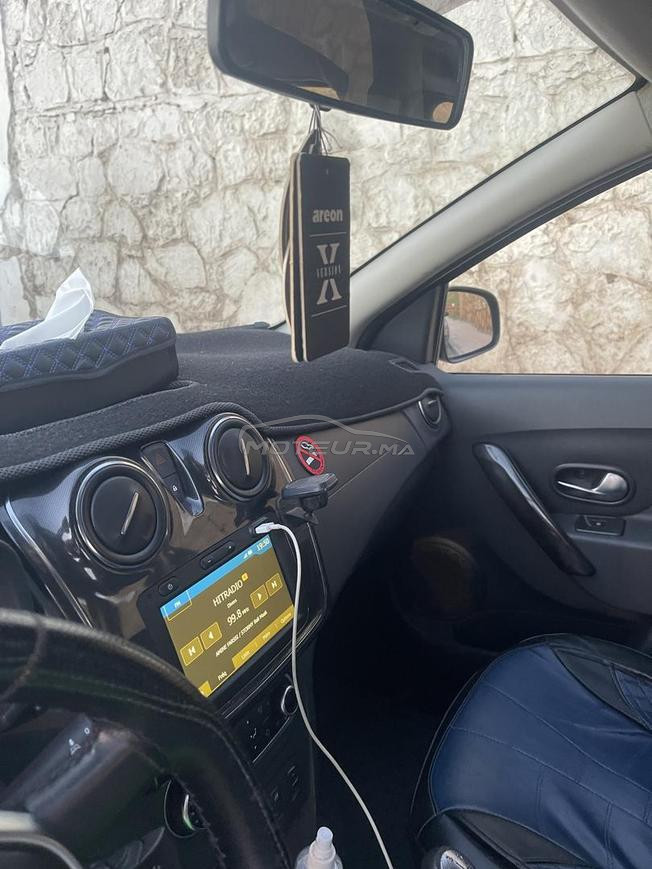 je mets en vente ma voiture vec excellente etat 