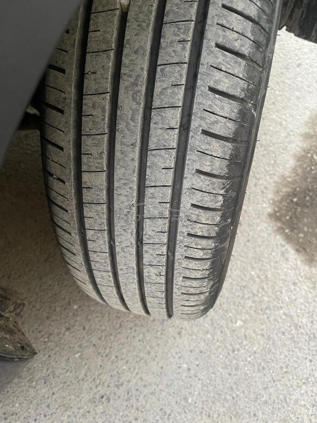 je mets en vente ma voiture vec excellente etat 