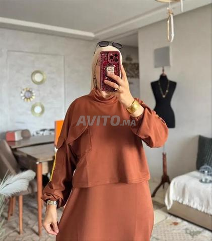 Robe avec ses deux gilets, excellente qualité et livraison gratuite