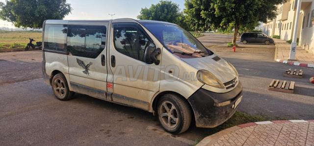 Vivaro Trafic DD 2010 - 2