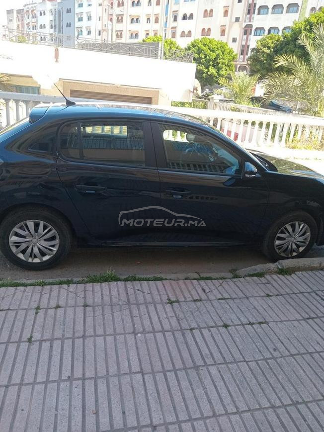 Peugeot 208 Essence Manuelle 2022 à Casablanca