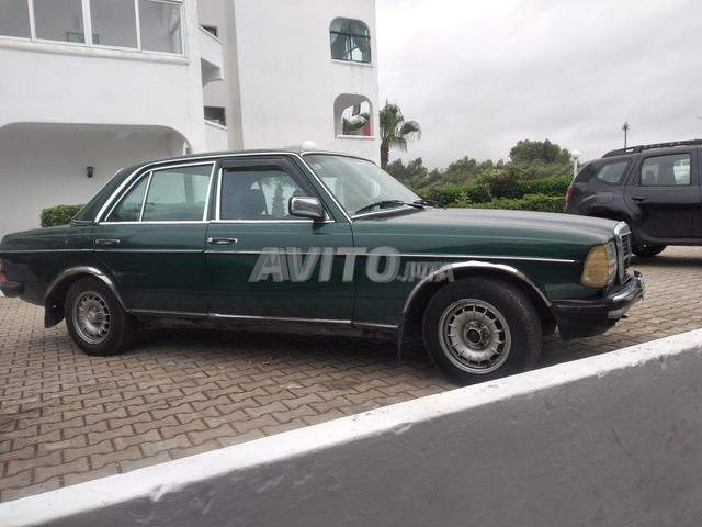 Mercedes-Benz 240 Diesel Manuelle 1982 à Tanger - 2