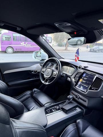 Volvo XC90 - 2