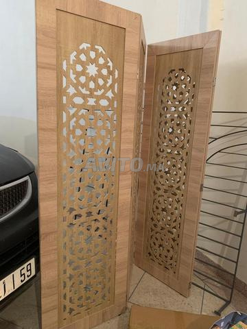 بارافان خشبي مزخرف 4 جهات بحالة ممتازة - 2
