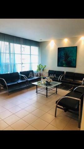 مكتب 100 متر مربع للإيجار مع حق الانتفاع - 2