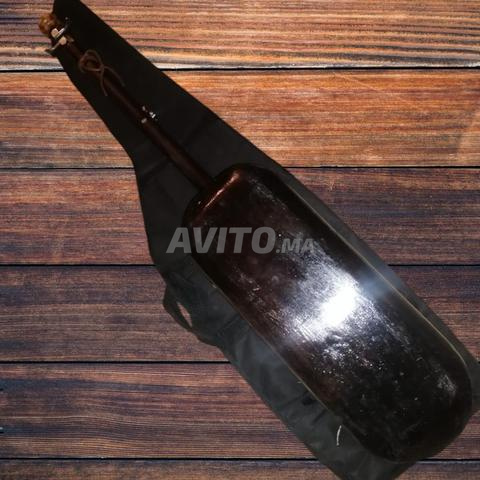 Guembri sculpté très ancien - 2