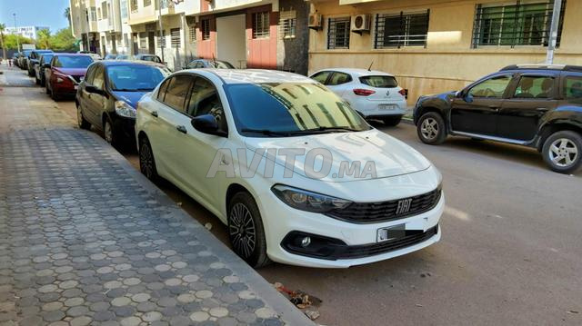 Fiat tipo diesel automatic model 2023 particulier