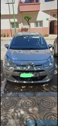 سيتروين C3 2015 ديزل بحالة ممتازة
