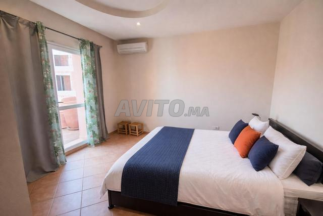 شقة للبيع بمساحة 74 متر مربع في جليز مع مسبح - 2