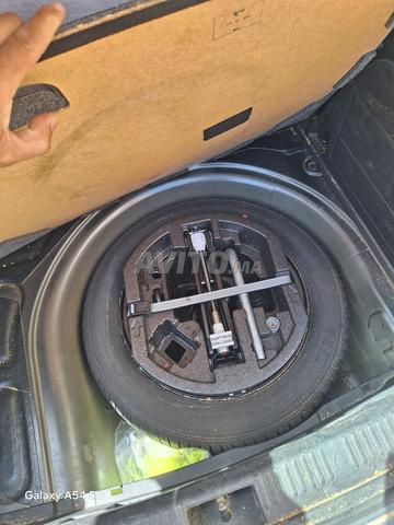 Skoda Fabia Essence Manuelle 2021 à Laâyoune - 2