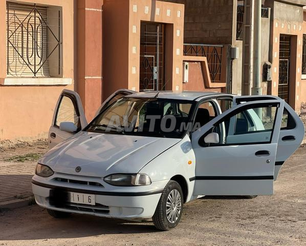 Fiat Palio Essence Manuelle 2000 à Agadir - 2