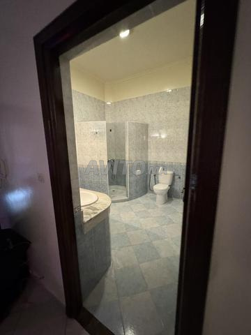 Bel appartement à louer - image 3