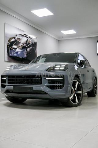 Porsche Cayenne Hybride Automatique 2026 à Tanger