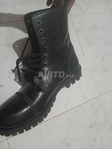 Bottes ZARA homme noir (style militaire / combat) - 2
