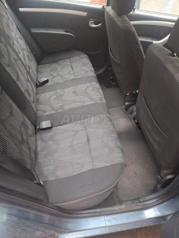 داسيا لوجان بنزين موديل 2010 بحالة جيدة