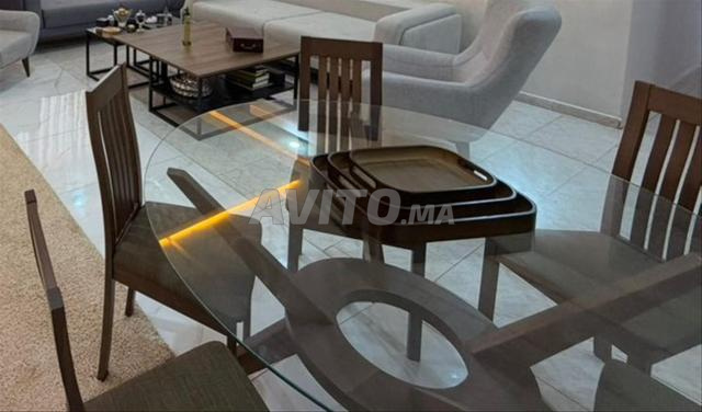 Table à manger en bois pour 6 personnes - 2