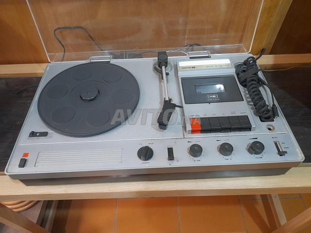 Tourne disque - 2