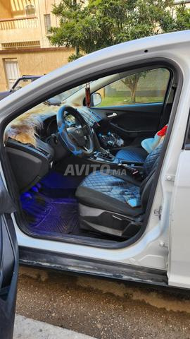 فورد فوكس نظيفة - 2