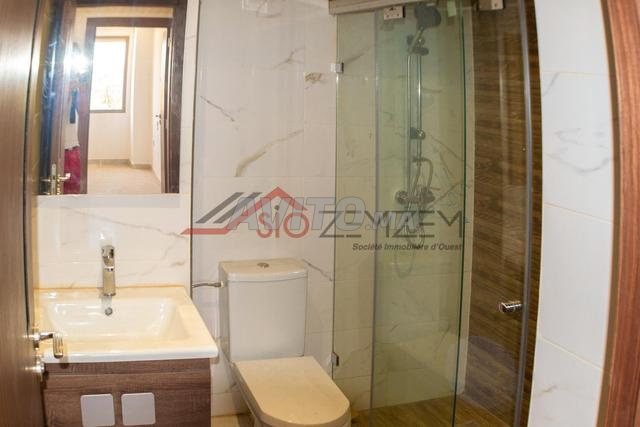 Appartement vide au centre-ville de (Maâmora)
